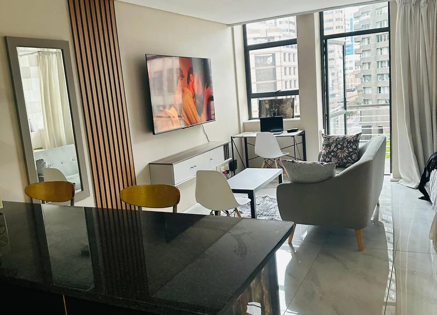 Six Fountains Hotel Private Apartment Suite Cape Town